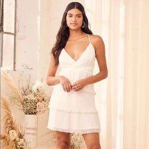 Lulus Cheers & Tiers Pleated Tiered MiniDress